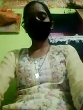 wifedesi7050 online show from 03-25-26, 04:57