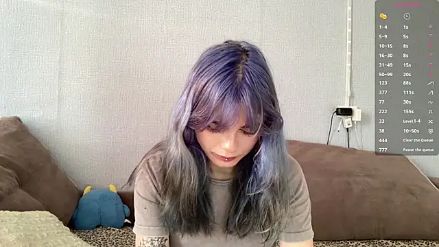 Emmibrilson online show from 04-01-26, 12:06