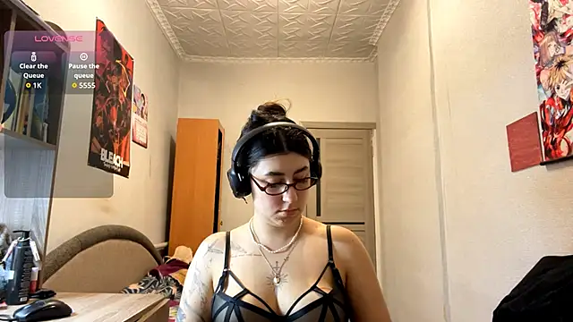 AshlynWabasha online show from 03-19-26, 05:50