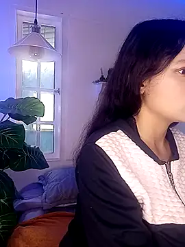 milk chloe  online show from 04-01-26, 01:12