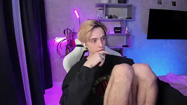 Jesse Miller online show from 03-09-26, 01:48