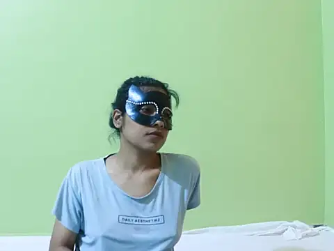 Snapshot of mrsdevika chatting on 03-19-26, 04:11 mrsdevika online show from 03-19-26, 04:11