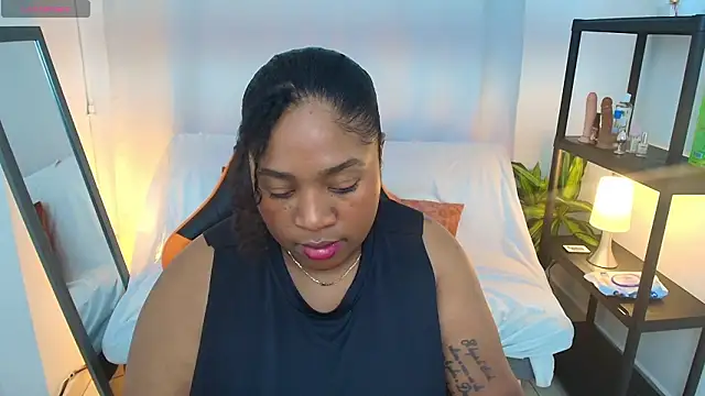 Megan-Small online show from 03-06-26, 08:16