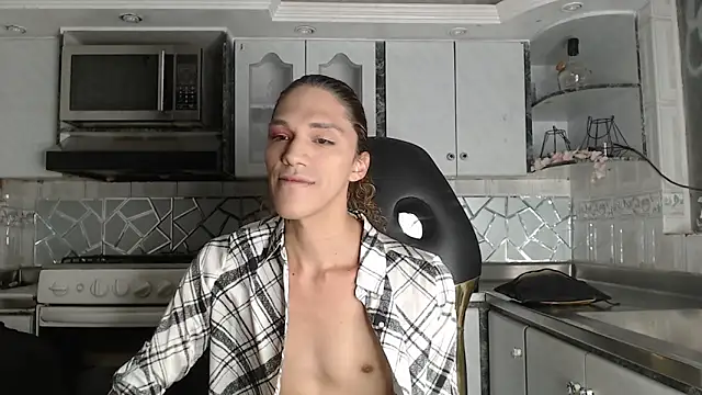 CrisOzzz online show from 04-08-26, 11:48