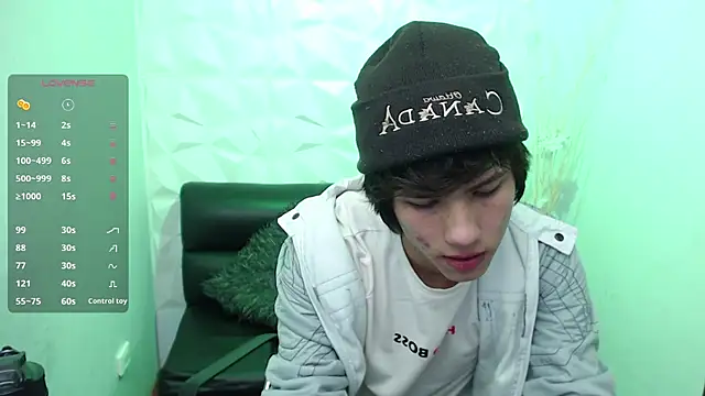 Snapshot of Stich_23 chatting on 05-14-26, 05:03 Stich 23 online show from 05-14-26, 05:03