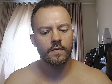 amanteloiro online show from 05-11-26, 04:04
