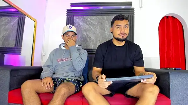 Latins on fire online show from 04-22-26, 11:34