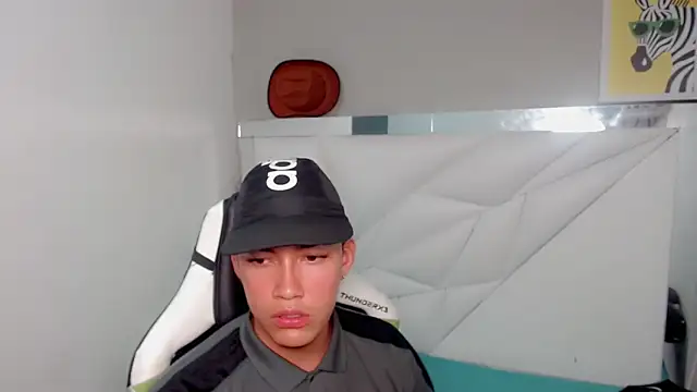 Street poemm  online show from 02-25-26, 03:27