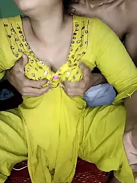 Snapshot of CollegeGrill chatting on 02-22-26, 10:08 CollegeGrill online show from 02-22-26, 10:08