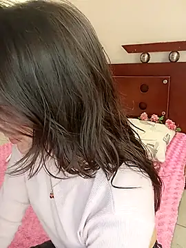 Sweett Karol online show from 03-06-26, 06:37