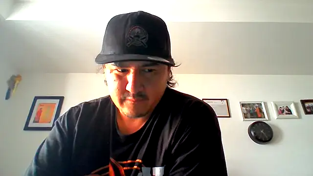 Snapshot of Bouncywarrior chatting on 03-24-26, 08:25 Bouncywarrior online show from 03-24-26, 08:25