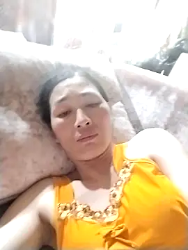 lris-Beauty77 online show from 03-12-26, 02:56