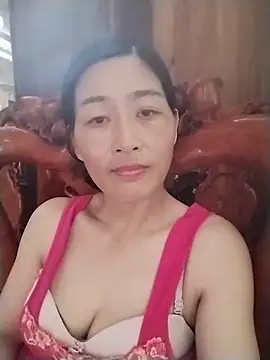 lris-Beauty77 online show from 06-18-26, 10:52