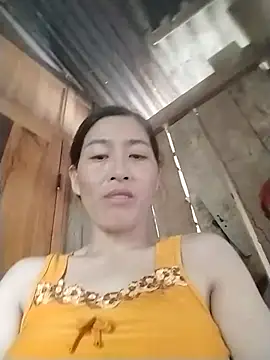 lris-Beauty77 online show from 07-17-26, 03:46