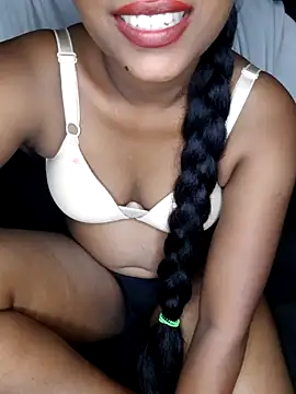 Snapshot of waishu12 chatting on 05-03-26, 01:06 waishu12 online show from 05-03-26, 01:06