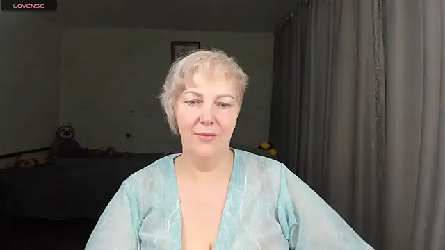 Snapshot of Mary-Leee chatting on 06-13-26, 06:44 Mary-Leee online show from 06-13-26, 06:44