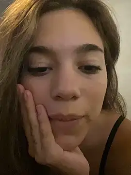 Milagrossuwu online show from 02-21-26, 02:18