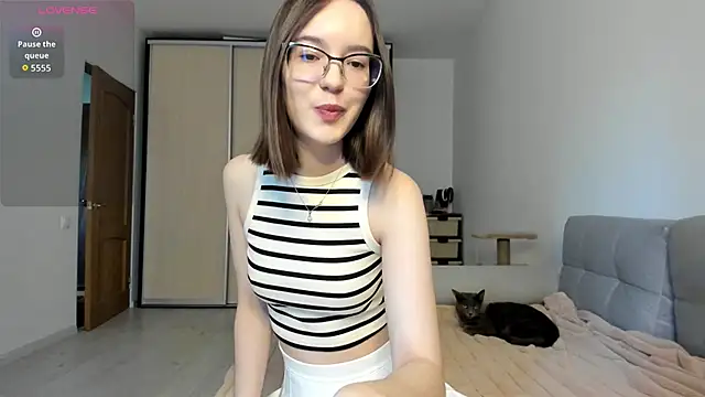 Elli Lane online show from 05-16-26, 05:26