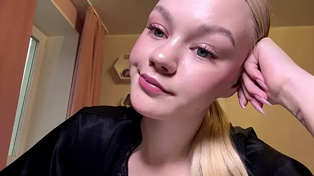 MiaCashe online show from 07-01-26, 03:12