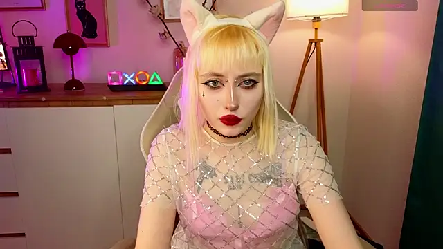 Snapshot of rraffaellka chatting on 04-28-26, 10:04 rraffaellka online show from 04-28-26, 10:04