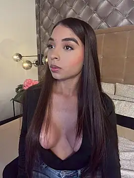 AnnyVega   online show from 07-03-26, 04:57
