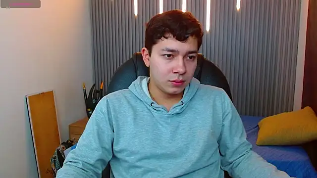 Julian Smith21 online show from 03-27-26, 01:00