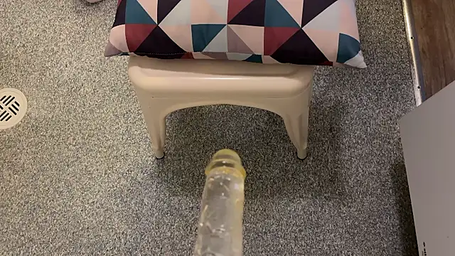 Snapshot of TightAss0 chatting on 03-21-26, 12:32 TightAss0 online show from 03-21-26, 12:32