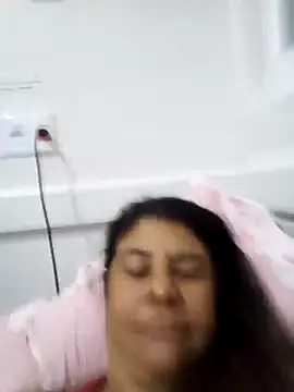 Snapshot of aquarianamascarada17 chatting on 03-04-26, 01:44 aquarianamascarada17 online show from 03-04-26, 01:44