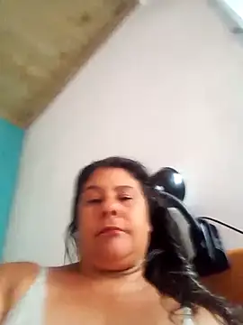 Snapshot of aquarianamascarada17 chatting on 03-04-26, 04:24 aquarianamascarada17 online show from 03-04-26, 04:24