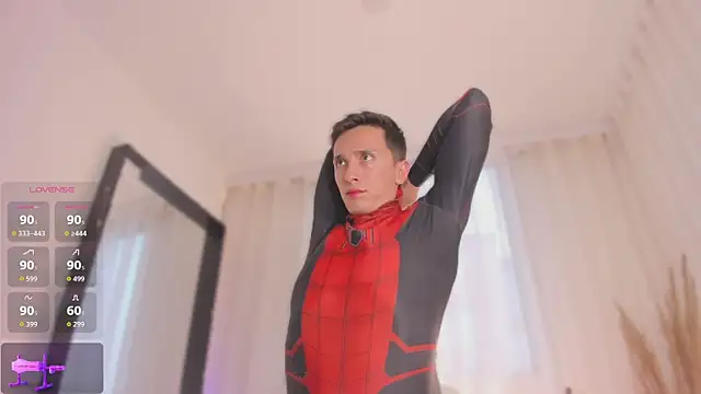 Thiago Jones1 online show from 04-13-26, 10:04