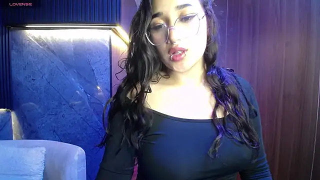 Aura cute  online show from 03-27-26, 08:26