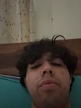 Snapshot of lucasmaxtoy chatting on 02-25-26, 08:35 lucasmaxtoy online show from 02-25-26, 08:35