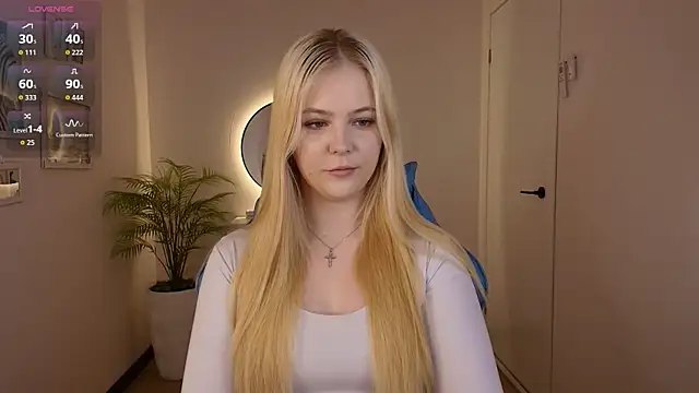 Elle Funning online show from 02-28-26, 02:45