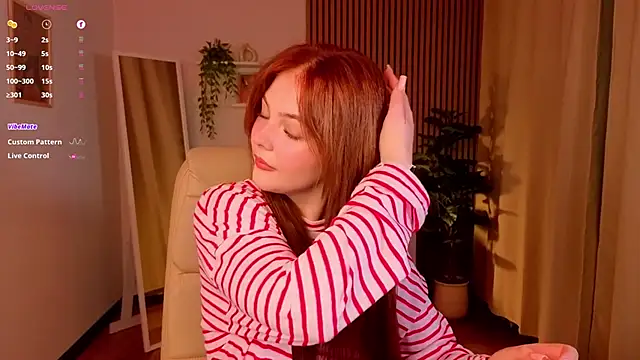 Elle Funning online show from 05-08-26, 03:12