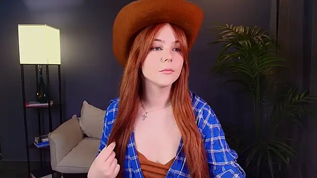 Elle Funning online show from 05-14-26, 03:24