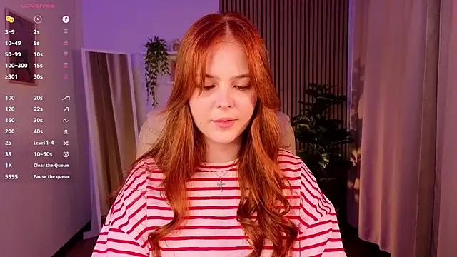 Elle Funning online show from 05-16-26, 12:07