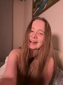 cutefoxieee online show from 08-01-26, 11:25