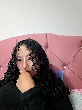 Snapshot of keylatiff chatting on 02-23-26, 10:18 keylatiff online show from 02-23-26, 10:18