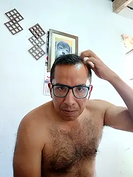 DIEGOLUIS2026 online show from 04-28-26, 06:02