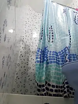 Lluviadeorohd online show from 02-24-26, 04:43