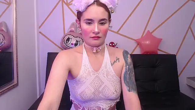 julieta dicaprio online show from 04-22-26, 01:19