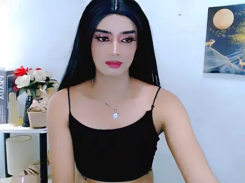 Queeny Cassandra online show from 04-14-26, 05:46