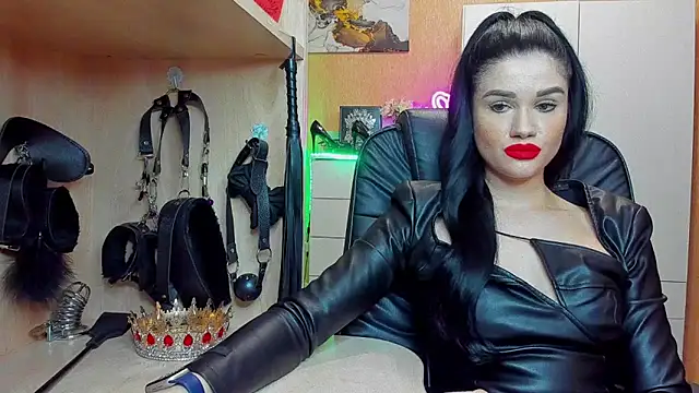 KristiTopxx online show from 10-31-25, 07:59