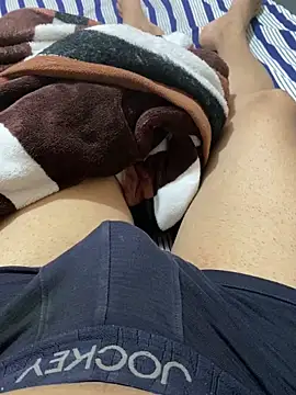 Snapshot of DevilRox55 chatting on 03-12-26, 03:34 DevilRox55 online show from 03-12-26, 03:34