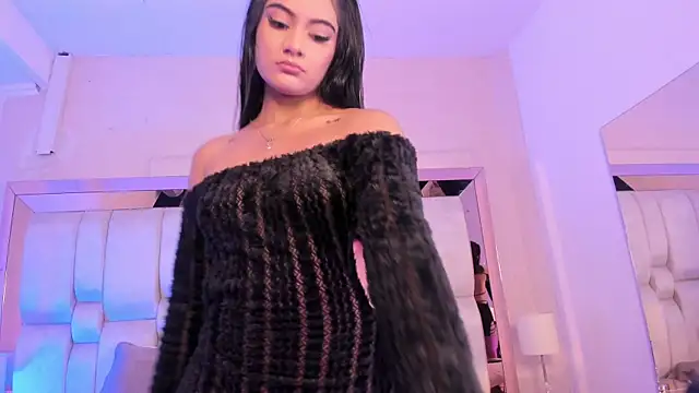 Snapshot of KatherineRuiz_ chatting on 06-11-26, 12:14 KatherineRuiz online show from 06-11-26, 12:14