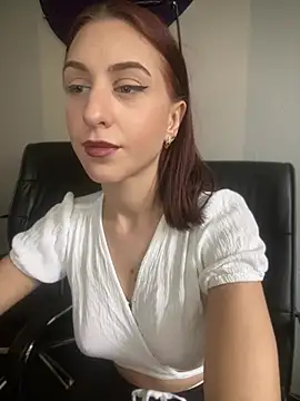 Anna Gilbert online show from 03-23-26, 01:37