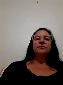 Snapshot of Camilegaucha chatting on 05-02-26, 01:10 Camilegaucha online show from 05-02-26, 01:10