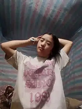 Lala-labu online show from 04-21-26, 12:01