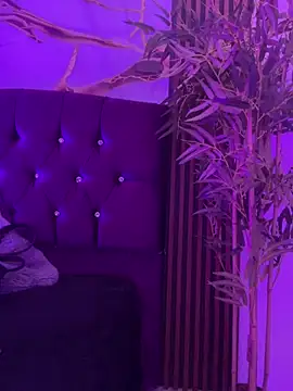 Snapshot of aurora_ec chatting on 03-04-26, 12:44 aurora ec online show from 03-04-26, 12:44