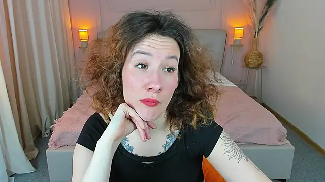 Snapshot of laima_a chatting on 03-05-26, 02:35 laima a online show from 03-05-26, 02:35